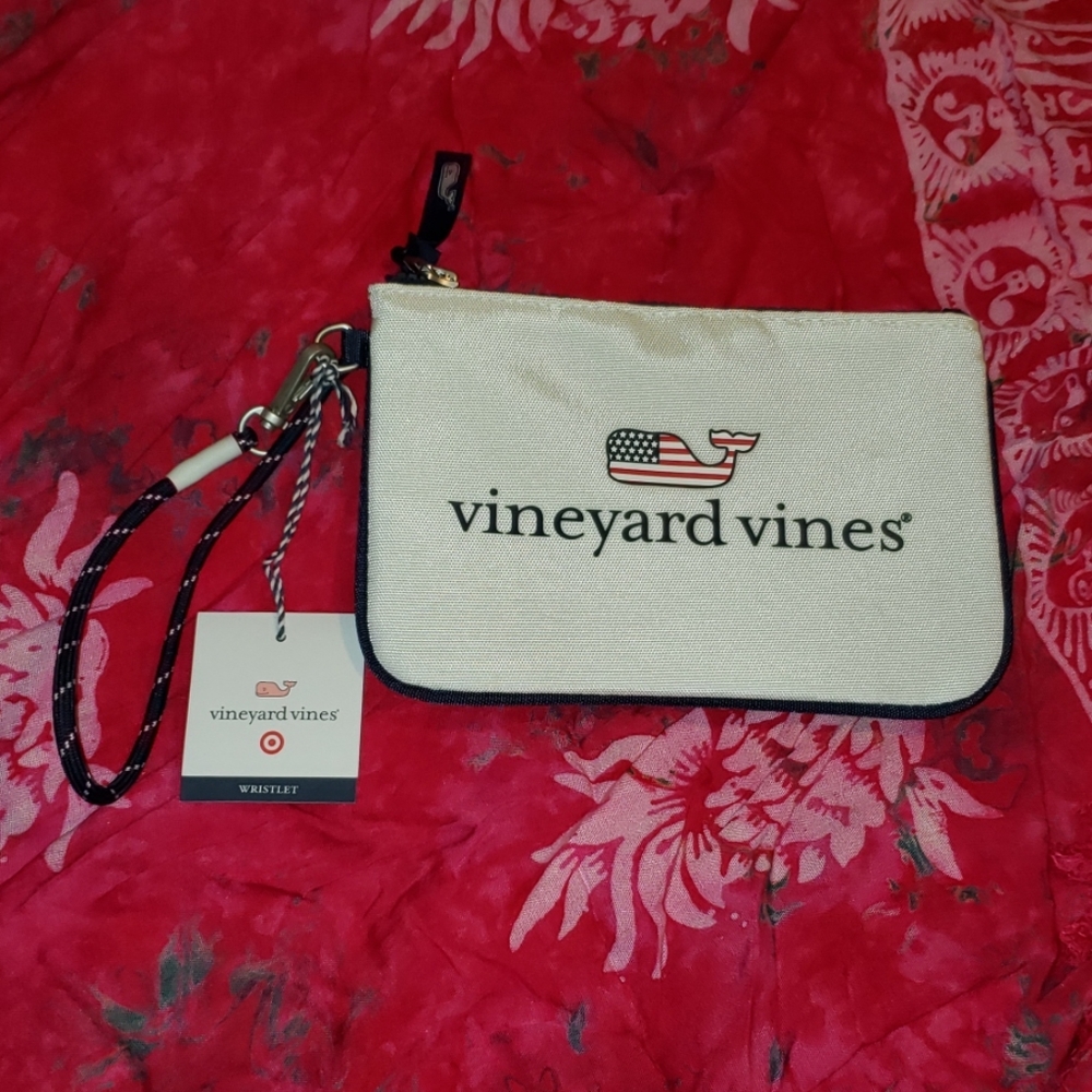 Vineyard vines wristlet